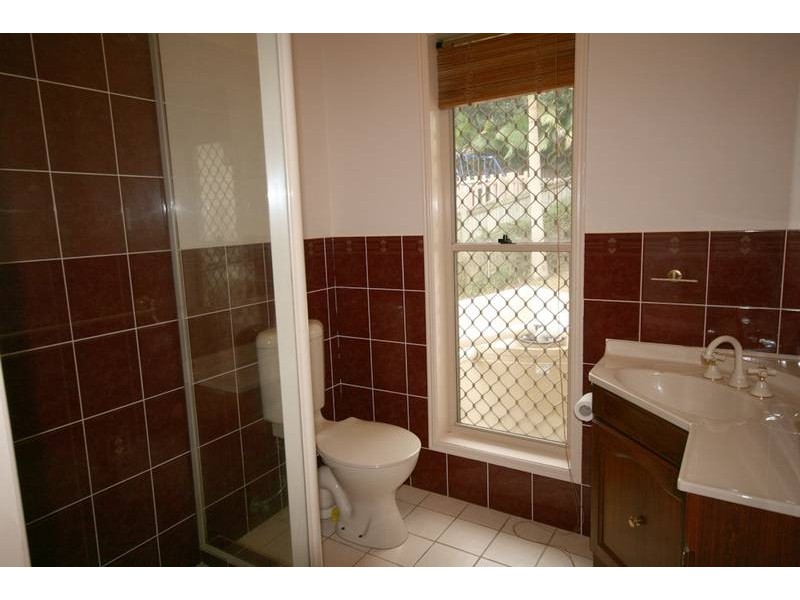 28 Heeler Court, Shailer Park QLD 4128