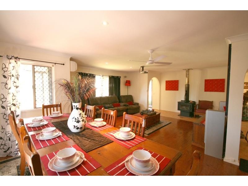 32 Ronald Street, Shailer Park QLD 4128