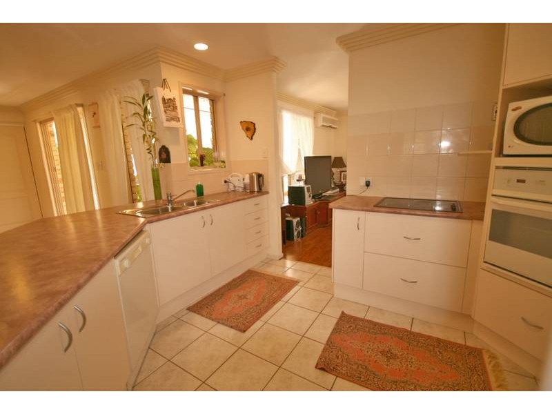 14 Seletar Place, Tanah Merah QLD 4128