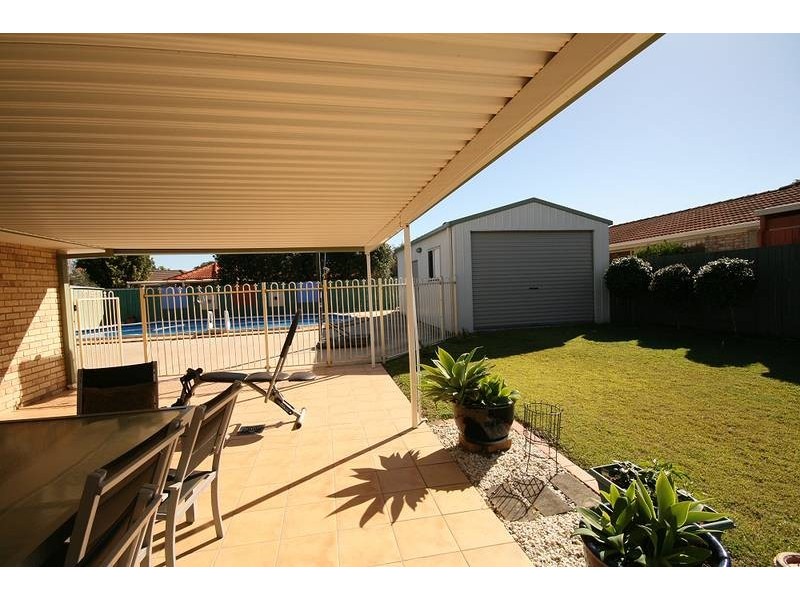 14 Seletar Place, Tanah Merah QLD 4128