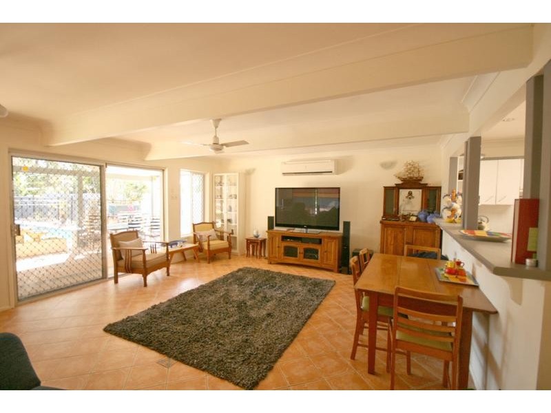 32 Ronald Street, Shailer Park QLD 4128