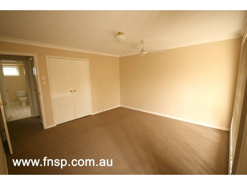 2/8 Monash Road, Loganlea QLD 4131