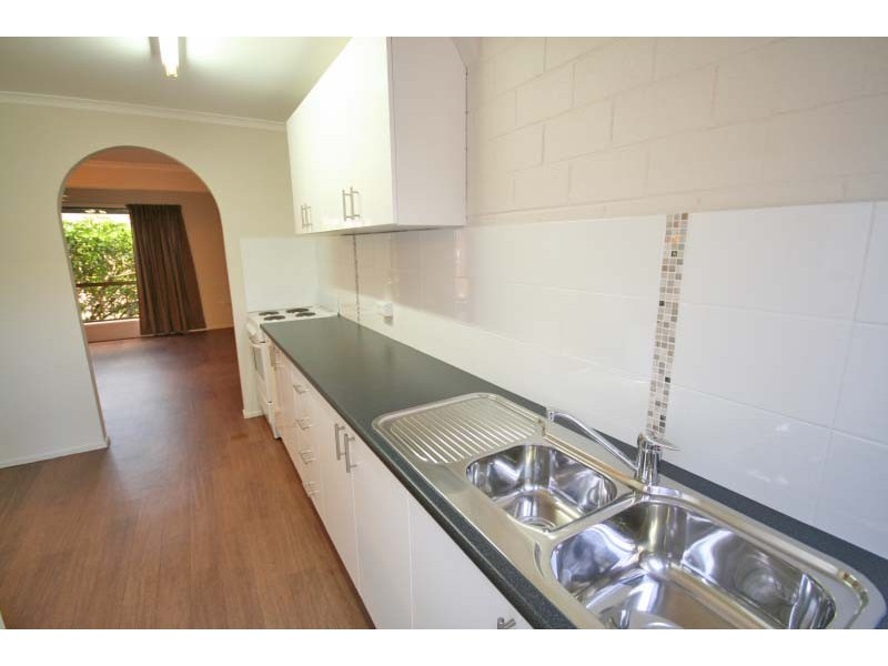 2/136 Bryants Road, Shailer Park QLD 4128