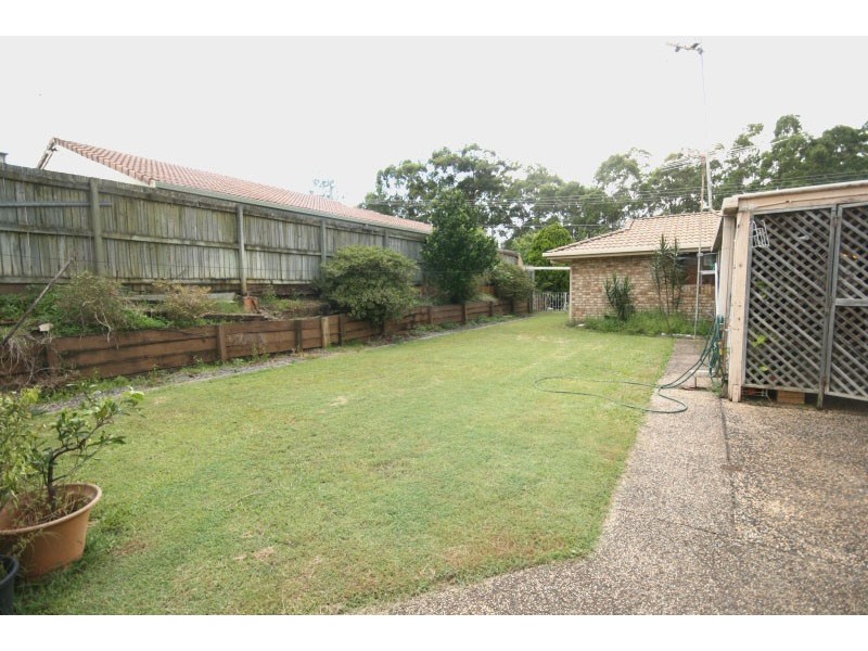 52 John Paul Drive, Daisy Hill QLD 4127