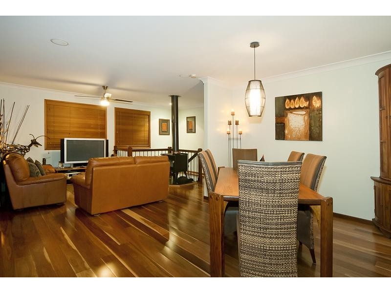 17 Penelope Drive, Cornubia QLD 4130