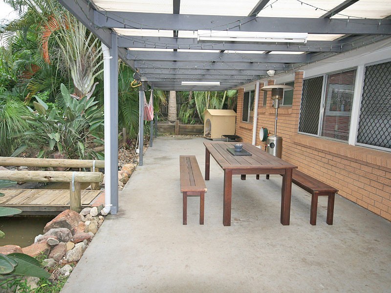 99 Mallee Drive, Tanah Merah QLD 4128