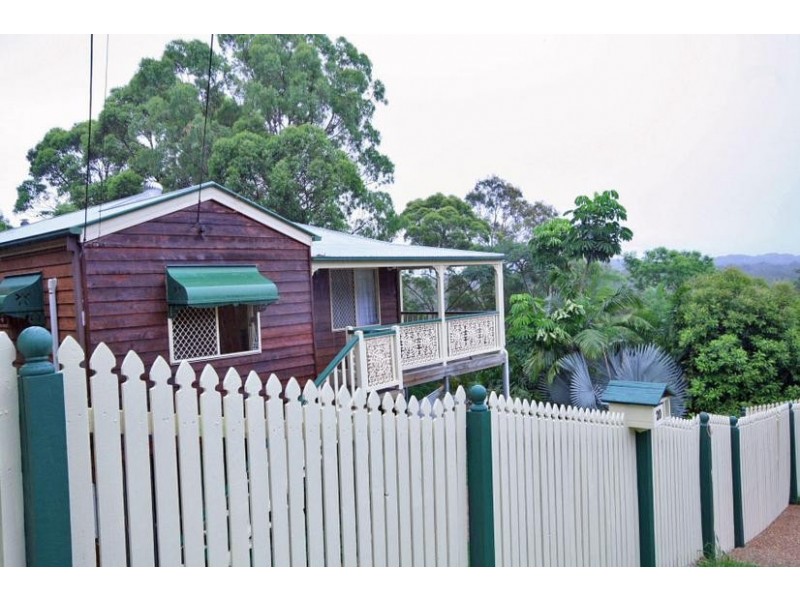 20 Beacon Drive, Cornubia QLD 4130