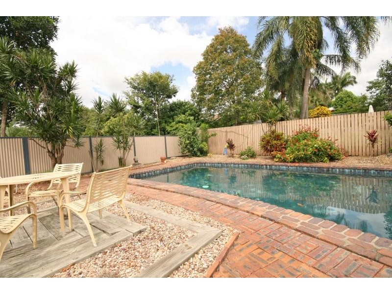 57 Veronica Avenue, Daisy Hill QLD 4127