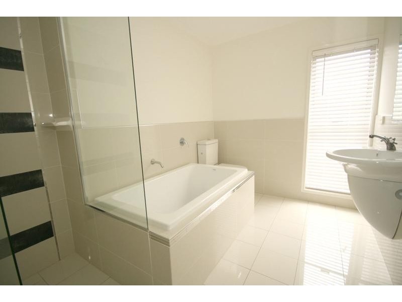 19B Francis Road, Shailer Park QLD 4128