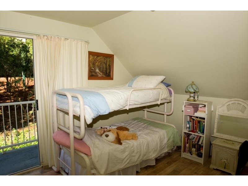 4 Satellite Court, Tanah Merah QLD 4128