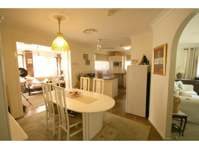 15 Floret Street, Shailer Park QLD 4128