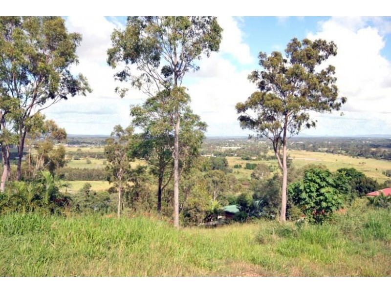 145 Barokee Drive, Tanah Merah QLD 4128