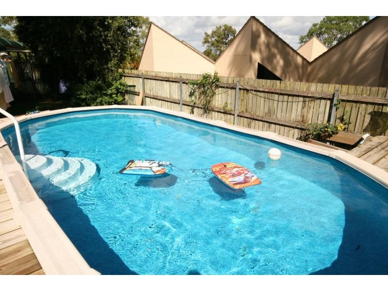 145 Barokee Drive, Tanah Merah QLD 4128