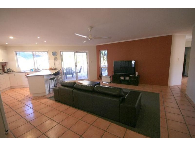 Tanah Merah QLD 4128