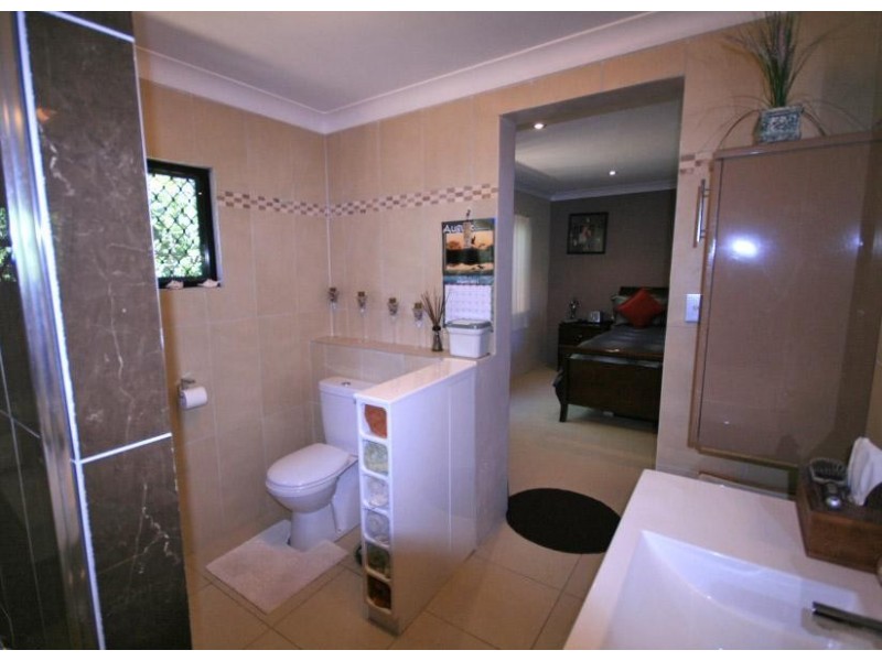 110 Bryants Road, Shailer Park QLD 4128