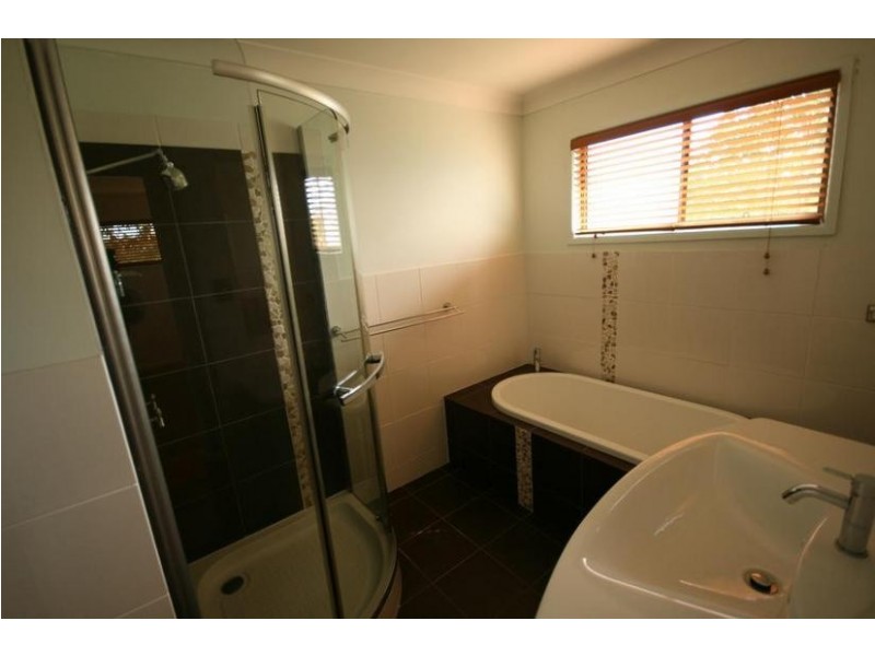 2 Concorde Drive, Loganholme QLD 4129