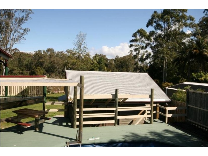 13 Loffs Road, Loganholme QLD 4129