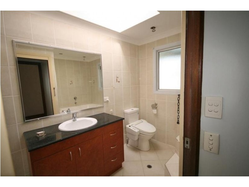 13 Loffs Road, Loganholme QLD 4129