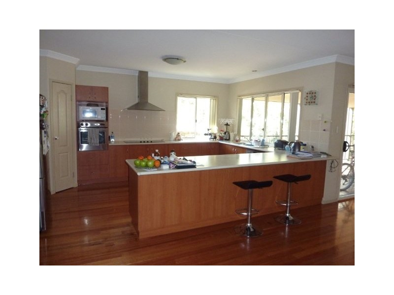 32 Bayview Drive, Tanah Merah QLD 4128