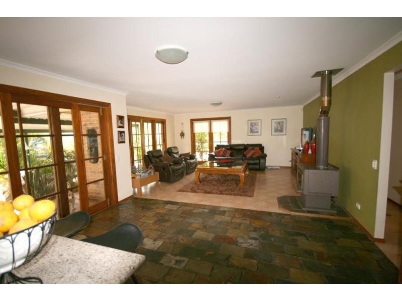 10 Rocklilly Court, Shailer Park QLD 4128