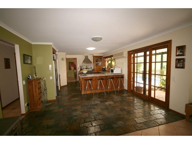 10 Rocklilly Court, Shailer Park QLD 4128