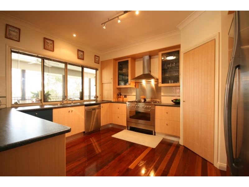 41 Bayview Drive, Tanah Merah QLD 4128