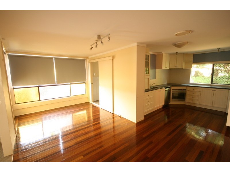 28 Sewell Road, Tanah Merah QLD 4128