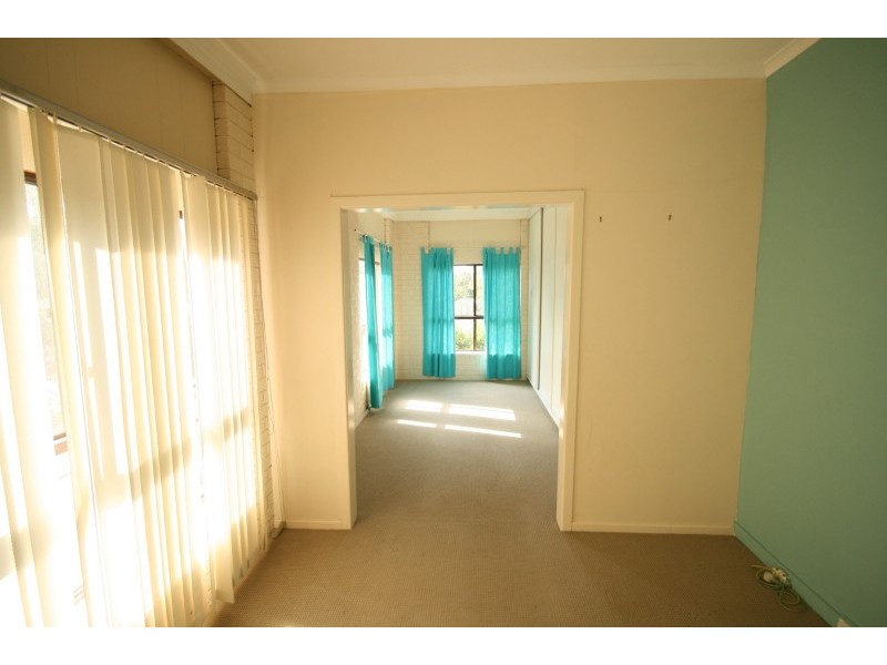 28 Sewell Road, Tanah Merah QLD 4128