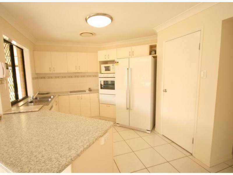 10 Fuller Avenue, Meadowbrook QLD 4131