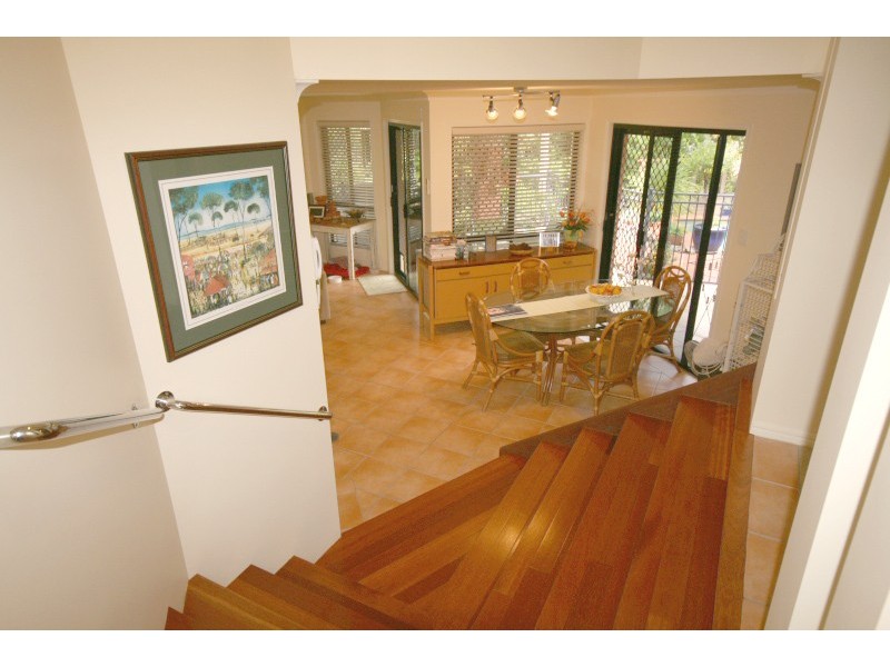 18 Mingah Crescent, Shailer Park QLD 4128