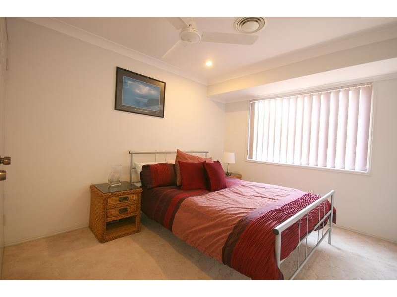 18 Cowra Street, Tanah Merah QLD 4128