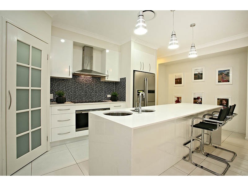 2 River Gum, Loganholme QLD 4129