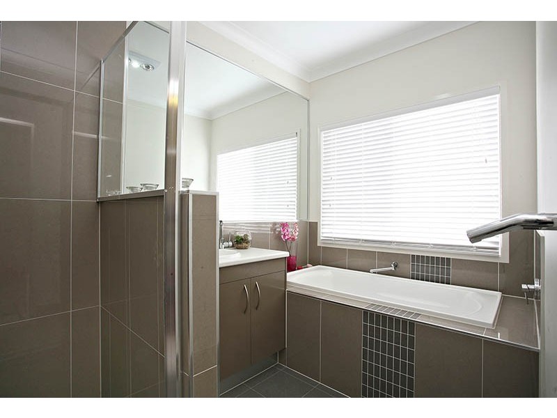 2 River Gum, Loganholme QLD 4129