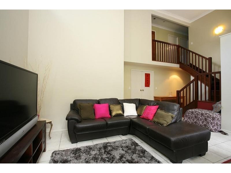 15 Oak Street, Shailer Park QLD 4128