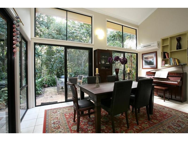 15 Oak Street, Shailer Park QLD 4128