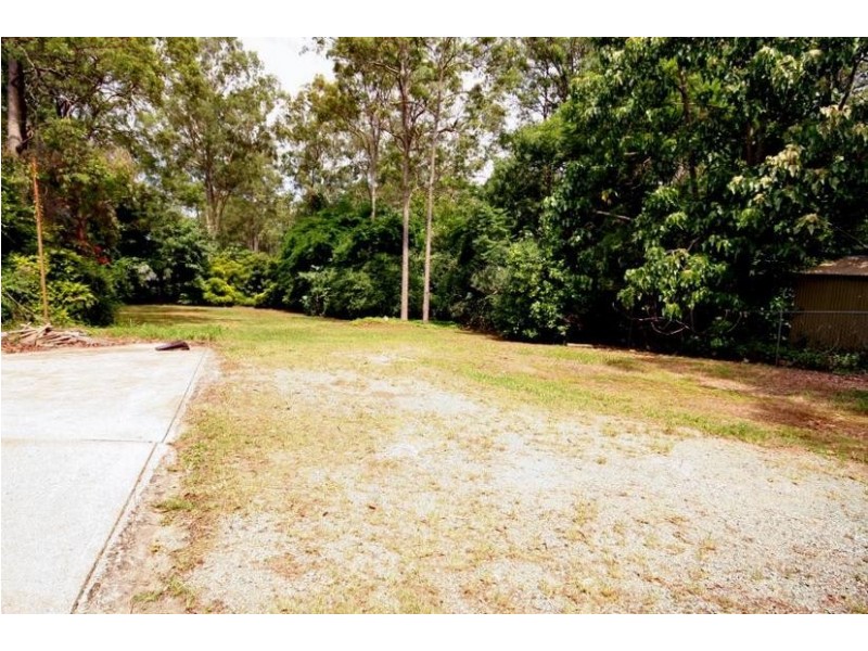 Tanah Merah QLD 4128