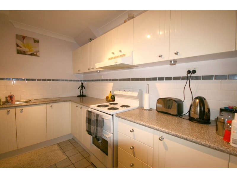 70/3809 Pacific Highway, Tanah Merah QLD 4128