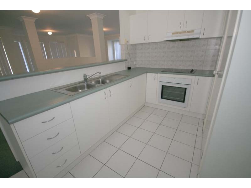 69 Kununurra Crescent, Shailer Park QLD 4128