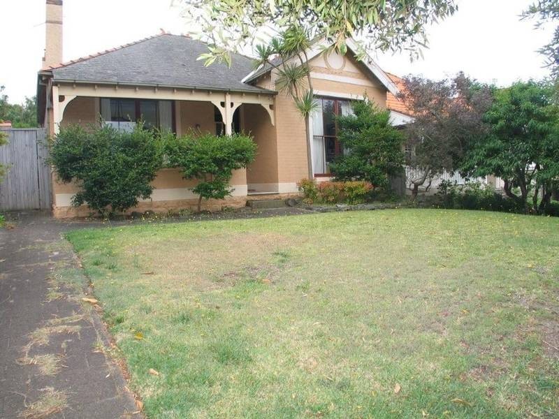 84 Queens Park Road, Queens Park NSW 2022