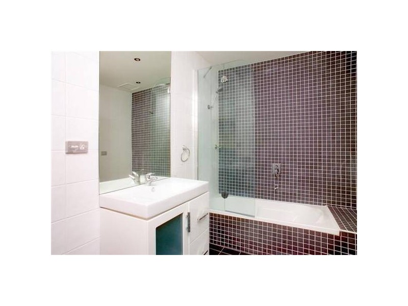 8 Anzac Parade LEASED BY MICHAEL MURRAY IN FIRST INSPECTION!!!!!, Kensington NSW 2033