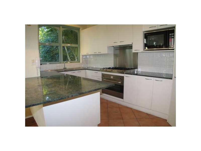 5 Simpson Street LEASED BY MICHAEL MURRAY!!!!!, Bondi Beach NSW 2026