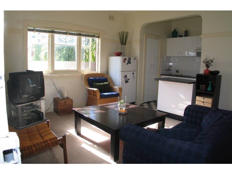 3/4 Bates Avenue LEASED BY MICHAEL MURRAY IN ONE INSPECTION!!!!!, Paddington NSW 2021