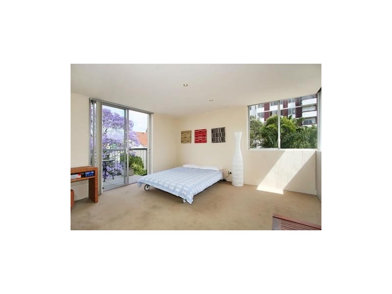 18/35 Caledonia Street, Paddington NSW 2021