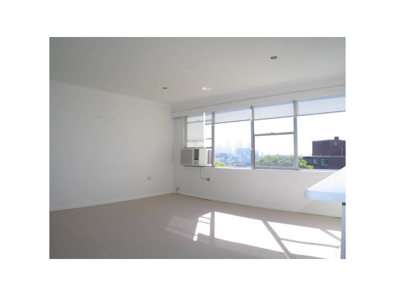33/5 St Marks Road LEASED BY MICHAEL MURRAY!!!!!, Darling Point NSW 2027