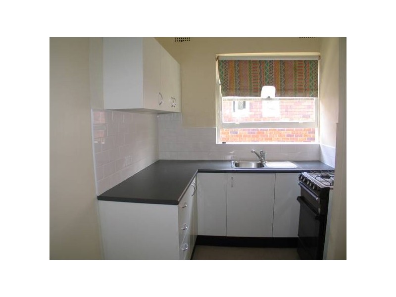 4/2 Paul Street LEASED BY MICHAEL MURRAY!!!!!, Bondi Junction NSW 2022