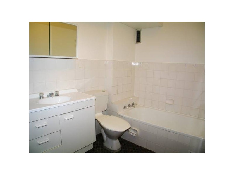 7A/4 Hampden Street LEASED BY MICHAEL MURRAY IN ONE INSPECTION!!!!!, Paddington NSW 2021