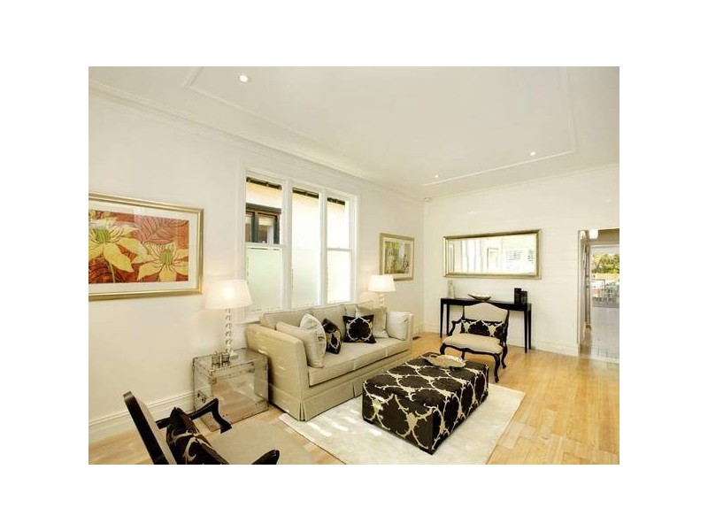 4 Walker Avenue LEASED BY PETER GILLMAN!!!!!, Edgecliff NSW 2027