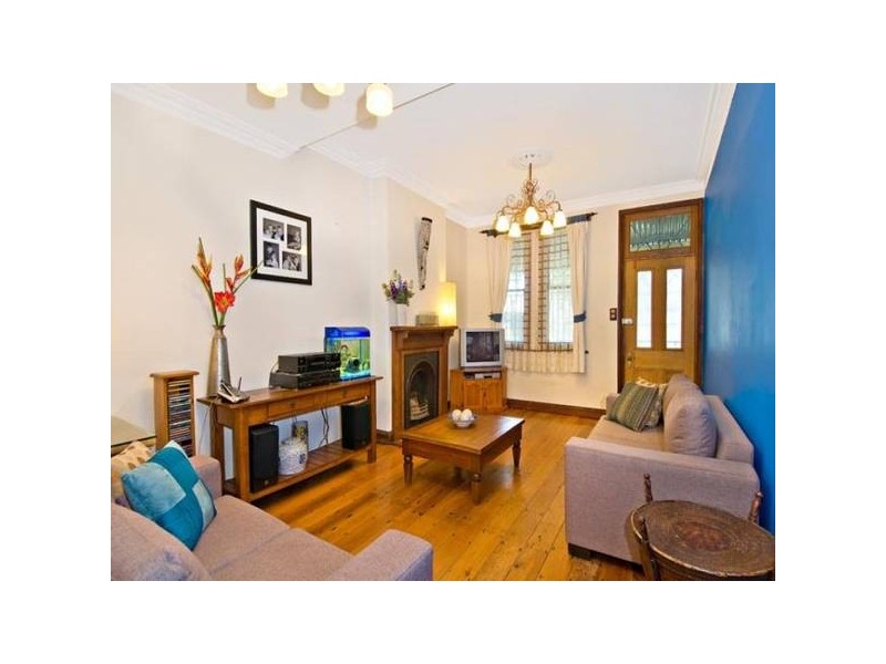 220 Edgeware Road LEASED BY PETER GILLMAN IN ONE INSPECTION!!!!!, Newtown NSW 2042