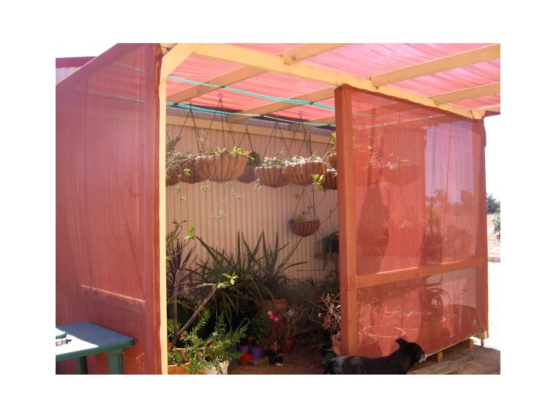 2 Eastlyn Drive, Deepdale WA 6532