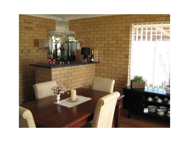 2 Simon Drive, Karloo WA 6530